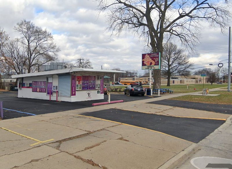 Dairy Freezzz Madison Heights (Dari Twirl) - Current Photo As Dairy Freezzz